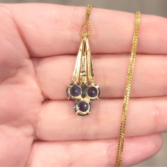 Vintage London Blue Topaz Pendant: 14K Yellow Gold Artisan Cone - Picture 10 of 12